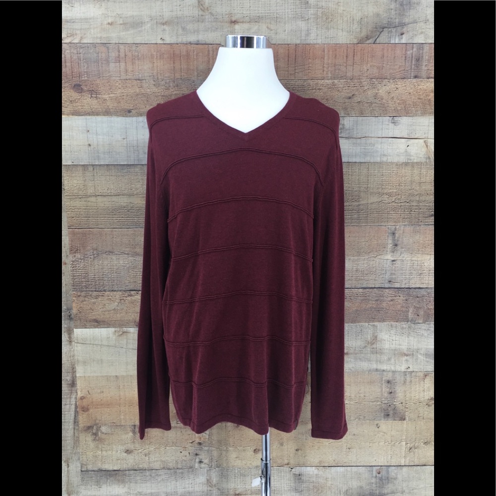 NEW Calvin Klein Men’s V-Neck Pullover Sweater Size: XL NWT‎